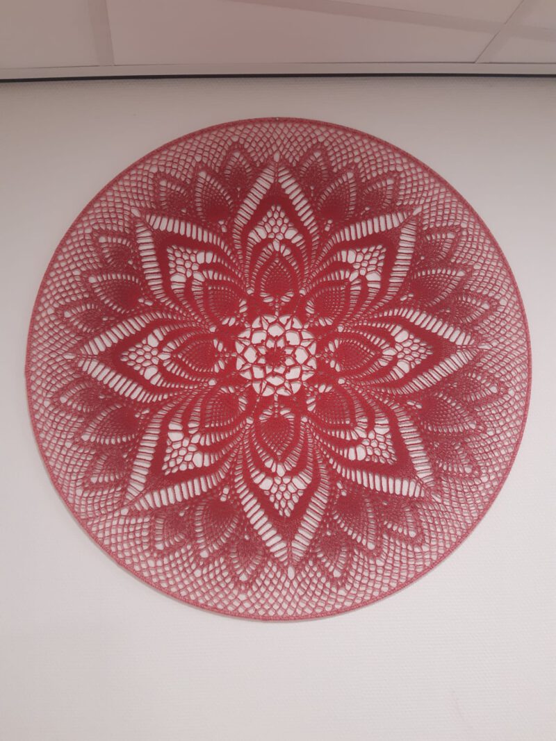 Gehaakte Meu Mundo Mandala 80 cm