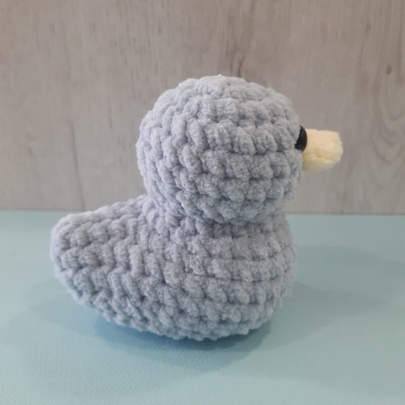 Gehaakte eendjes van chenillegaren