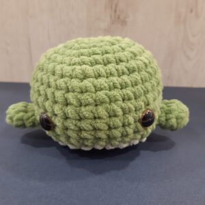 gehaakte walvis groen chenille knuffel 10 cm