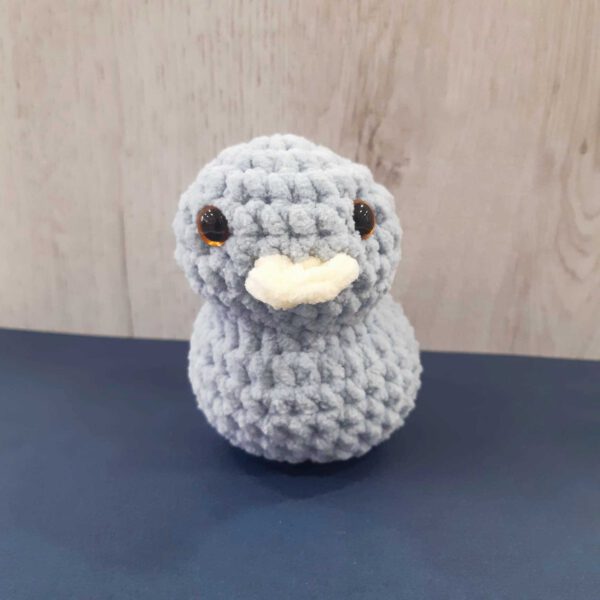 gehaakte eend mini knuffel 7 cm verschillende kleuren gehaakte eend mini knuffel 7 cm verschillende kleuren