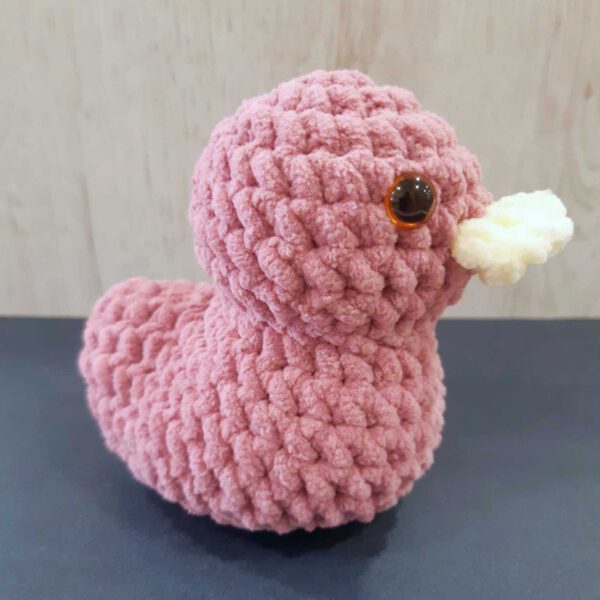 Eend oud roze gehaakte eend mini knuffel 7 cm verschillende kleuren